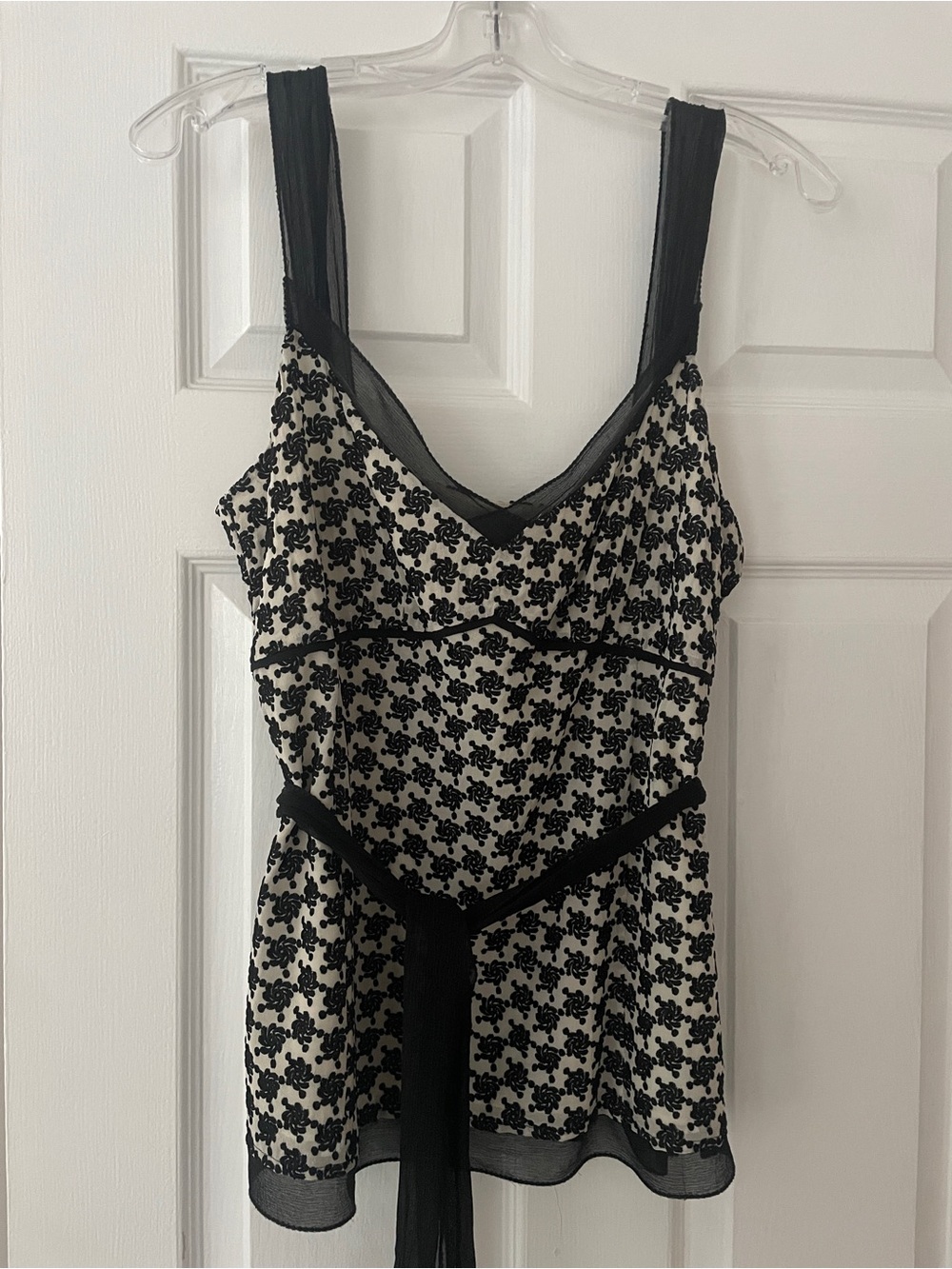 Ann Taylor Black & Cream Floral Lace-Trim Camisole